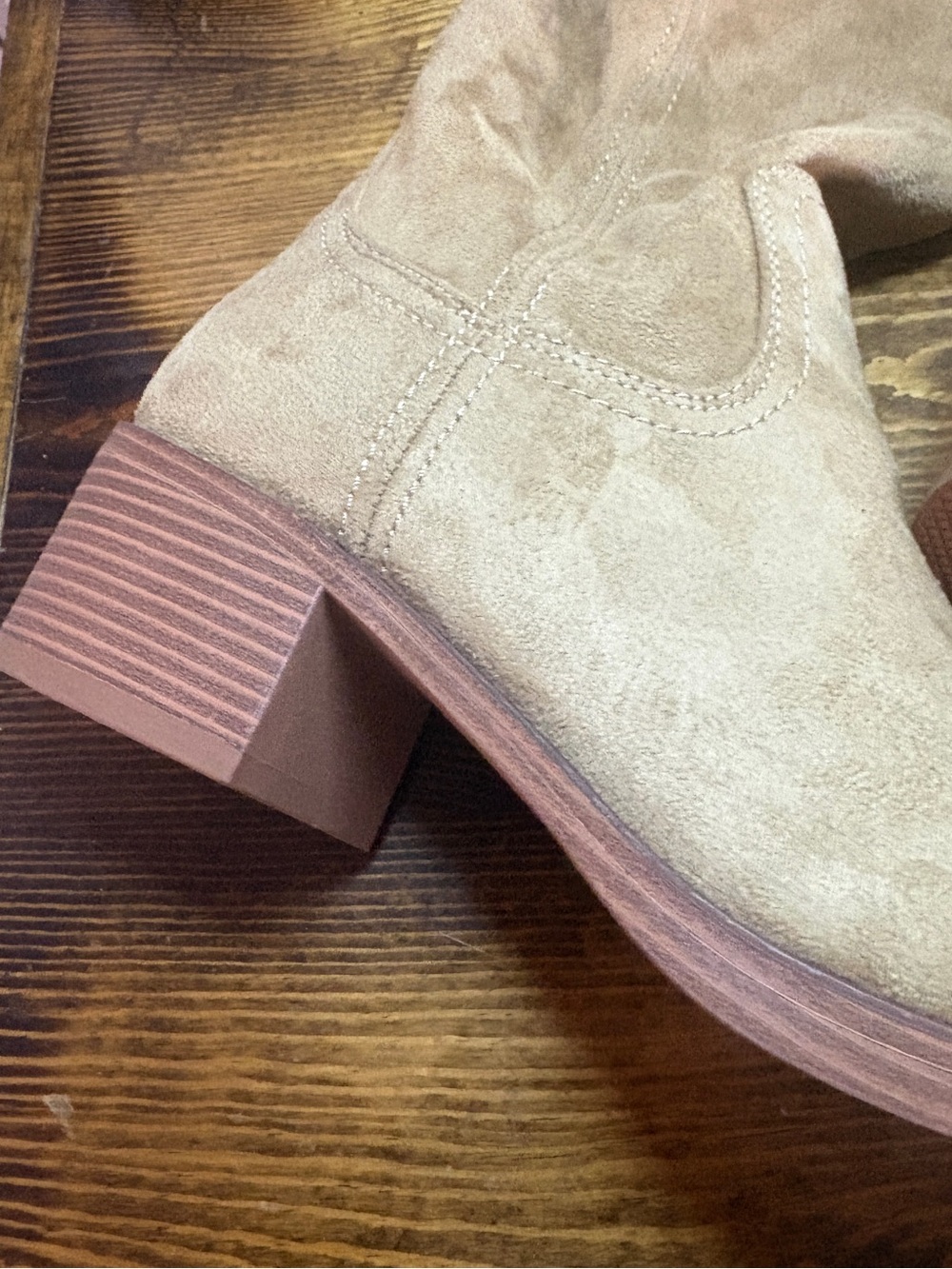 Unionbay tank heeled boots size 11 - Picture 5 of 7